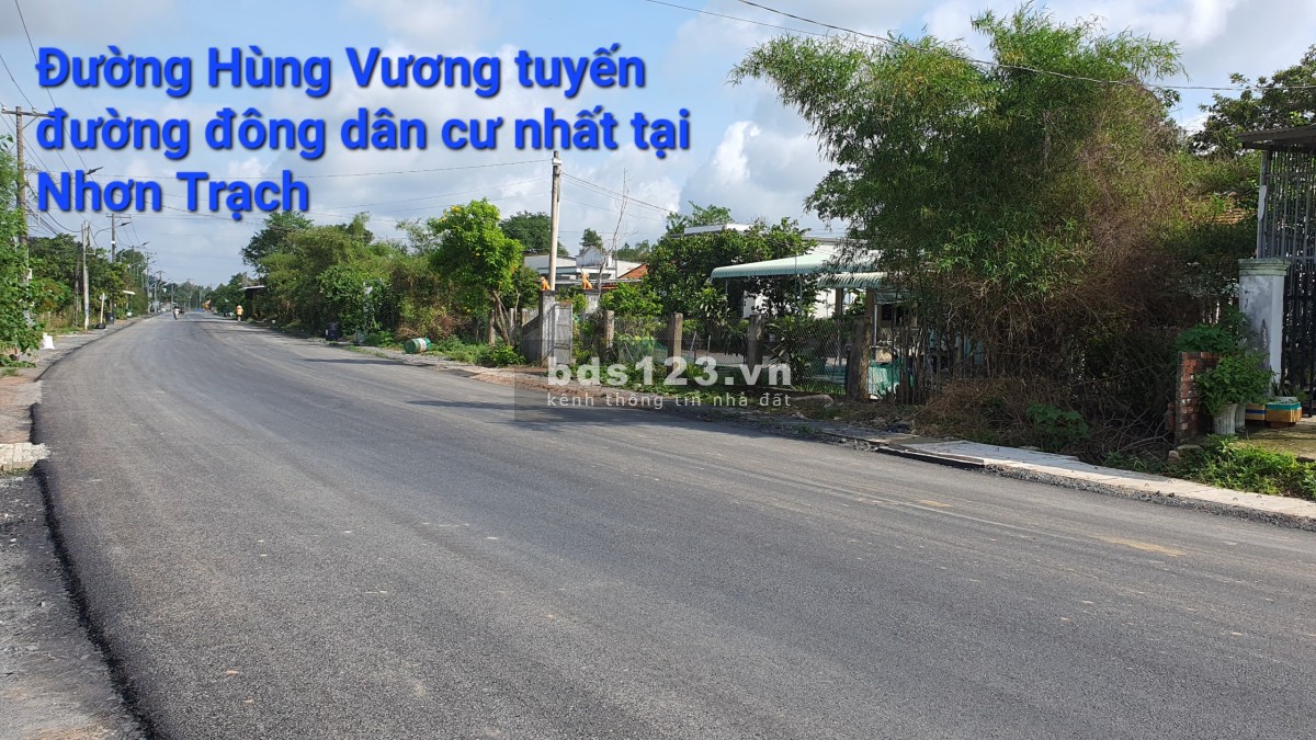 Cần bán gấp đất thổ cư mặt tiền đường Hùng Vương, Nhơn Trạch