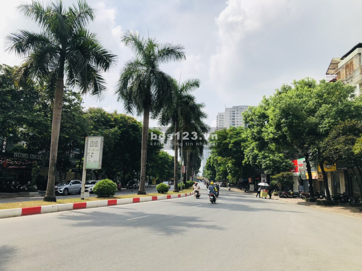 Bán nhà mặt phố VIP Nguyễn Khuyến 110m2 - kđt văn quán - kinh doanh tấp nập - vỉa hè 5m - BÁN GẤP