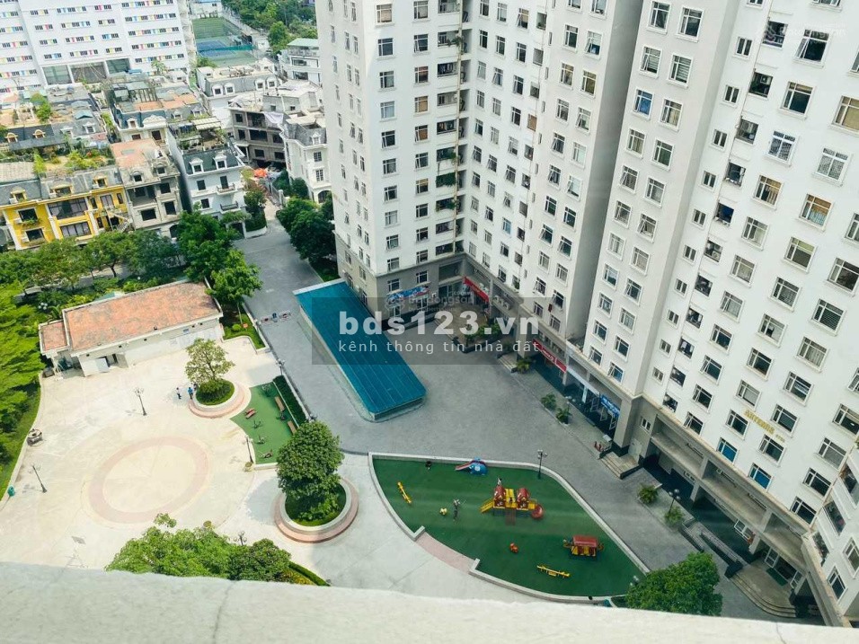 Nhà mình cần bán gấp 2 căn hộ tầng đẹp, full nội thất, KĐT Nam Cường, giá 2,7 tỷ - 3,1 tỷ, sổ đỏ