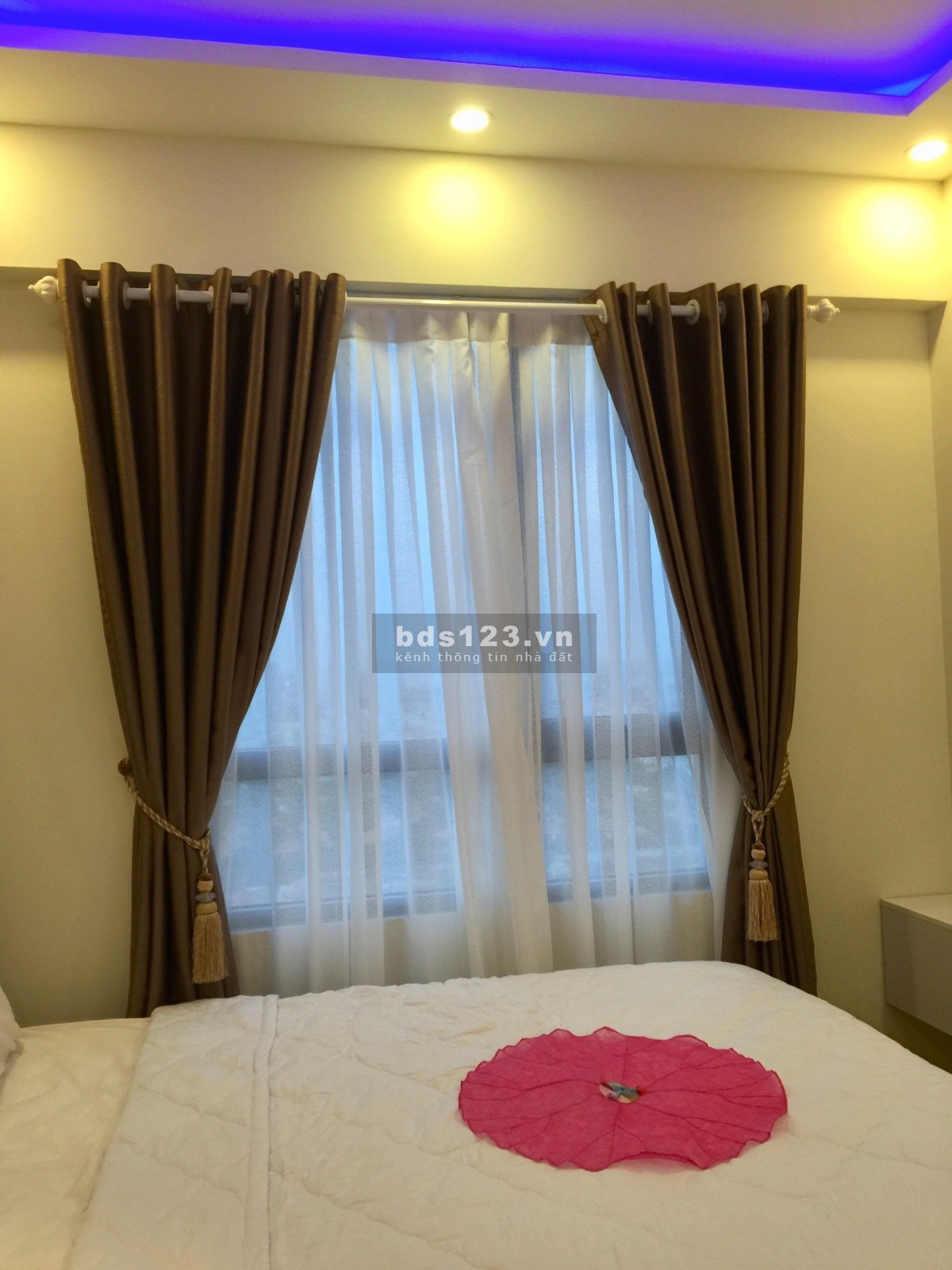 Đầy đủ tiện nghi! Bán căn hộ Masteri Thảo Điền 73m2, 2 phòng ngủ, full NT, giá 5.65 tỷ, view sông