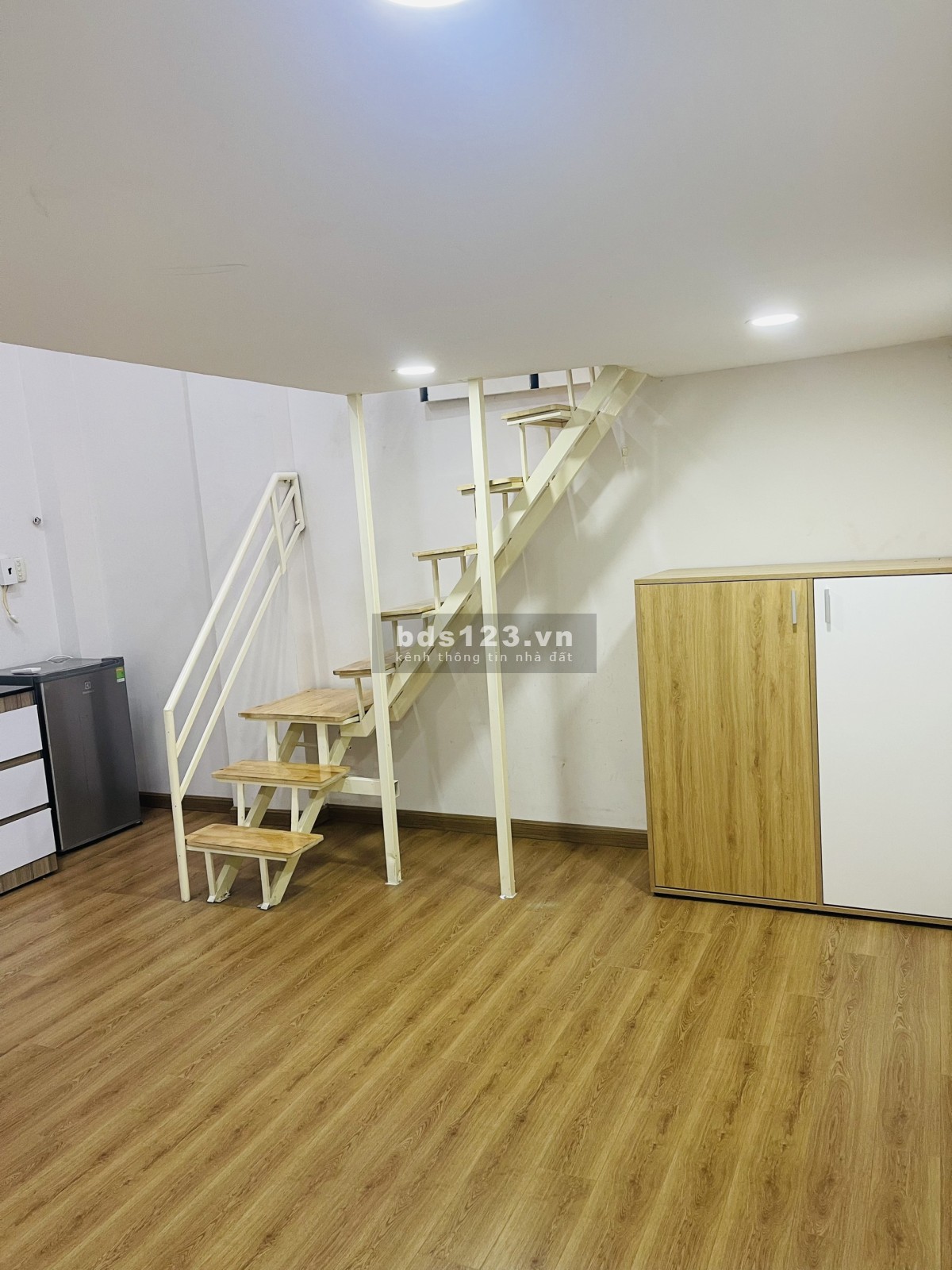 CHDV 30m2 đường Giaỉ Phóng Tân Bình có gác, cửa sổ lớn chỉ 5 triệu.