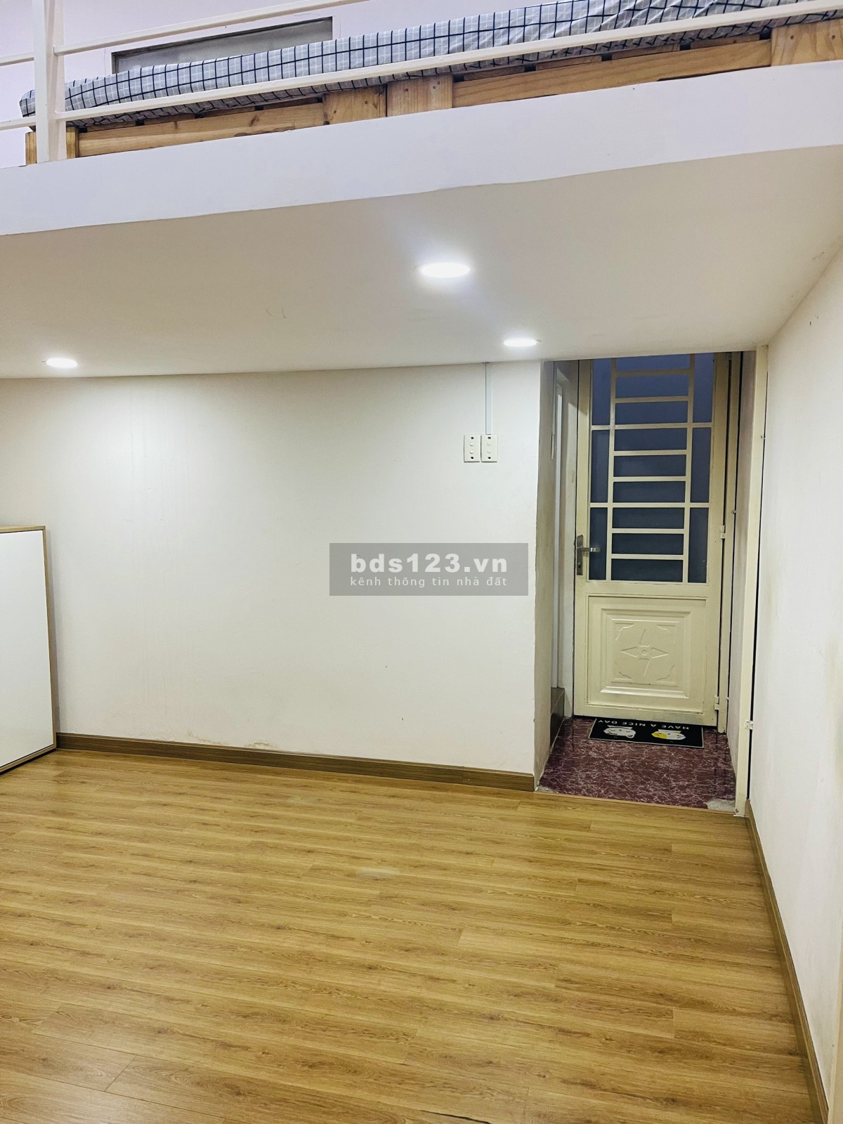 CHDV 30m2 đường Giaỉ Phóng Tân Bình có gác, cửa sổ lớn chỉ 5 triệu.