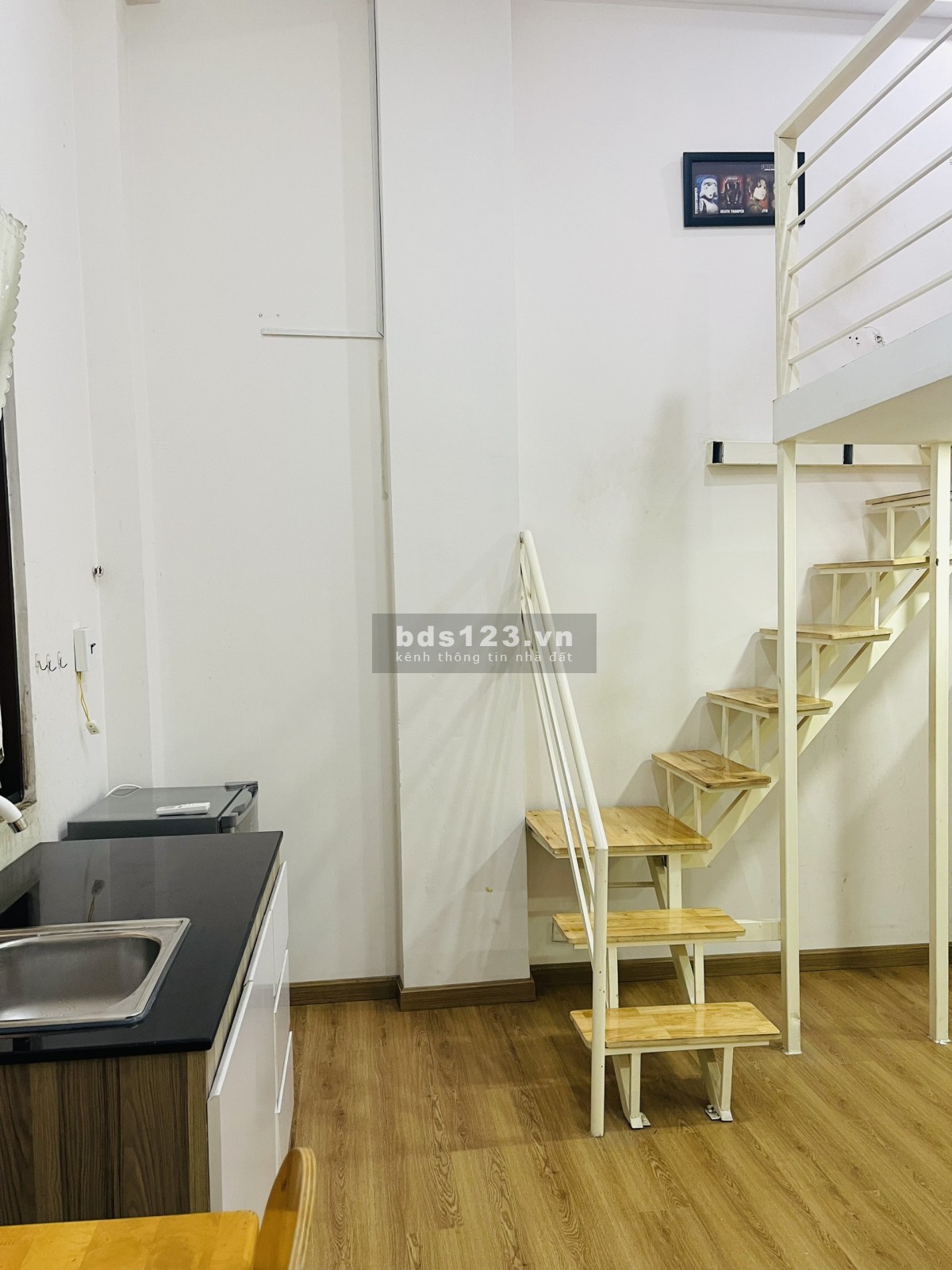 CHDV 30m2 đường Giaỉ Phóng Tân Bình có gác, cửa sổ lớn chỉ 5 triệu.