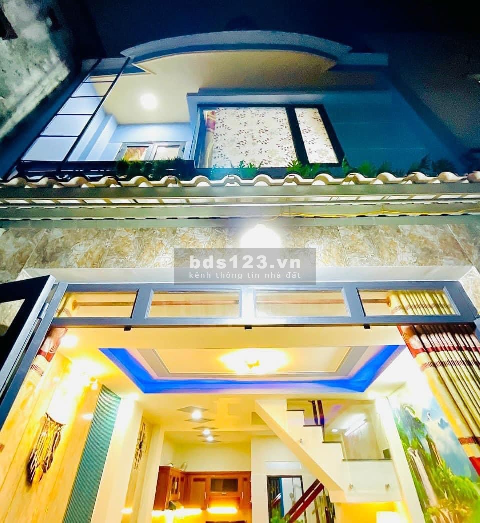 Nhà đẹp siêu đẹp,3/2, Phường 12, Q10, gần Vạn Hanh Mall, DT 50m2 giá 4 tỷ Lh 0901386173