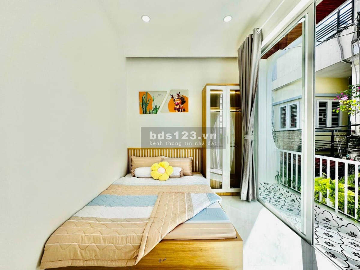 Cần bán nhà Hẻm xe hơi Đường Phan Huy Ích giá nhỉnh 3 tỷ.