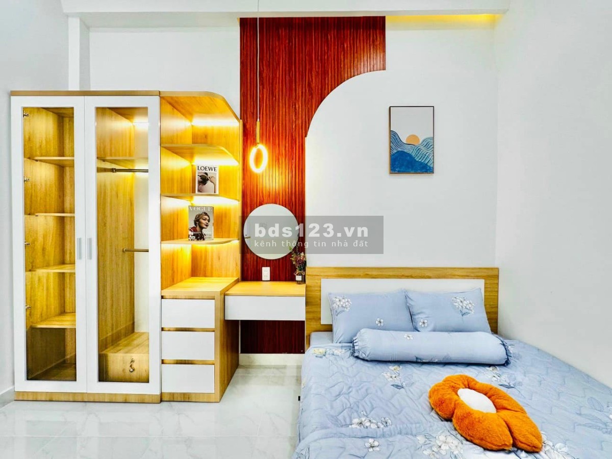 Cần bán nhà Hẻm xe hơi Đường Phan Huy Ích giá nhỉnh 3 tỷ.