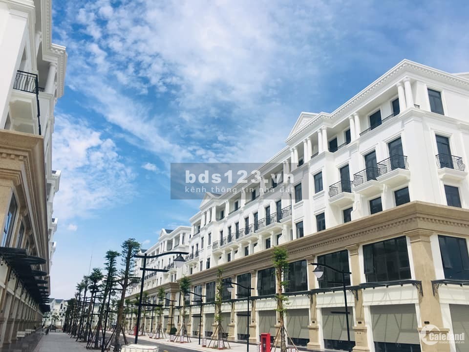 Chính chủ bán Shophouse xẻ khe Hải Âu 02-xxx Vinhomes Ocean Park. Giá 2x Tỷ. Liên hệ 0986812881