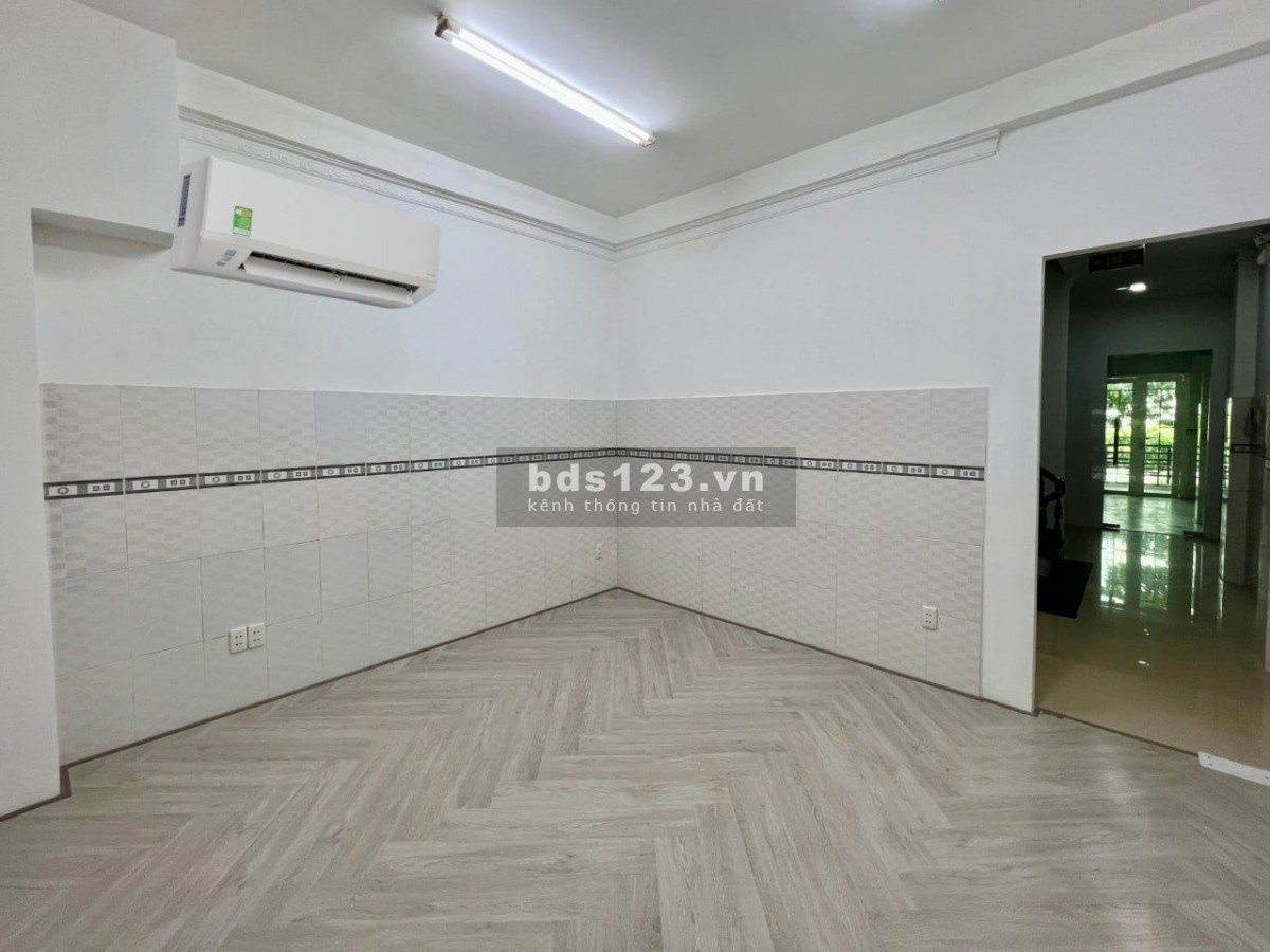 Cho thuê mặt bằng và văn phòng tại quận 10