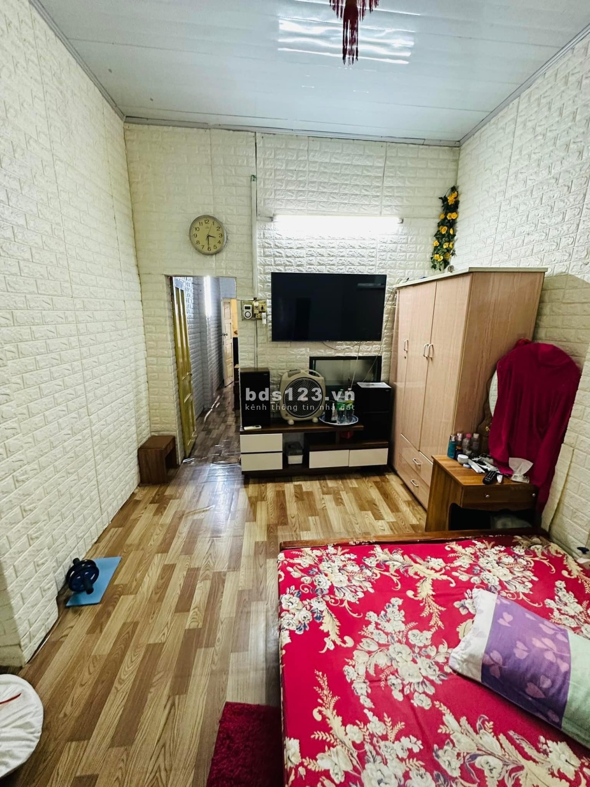 Ngõ 108 Ngọc Hà sát cạnh Lăng Bác – Nhà 30m2 chỉ 2.95 tỷ - SĐCC nở hậu