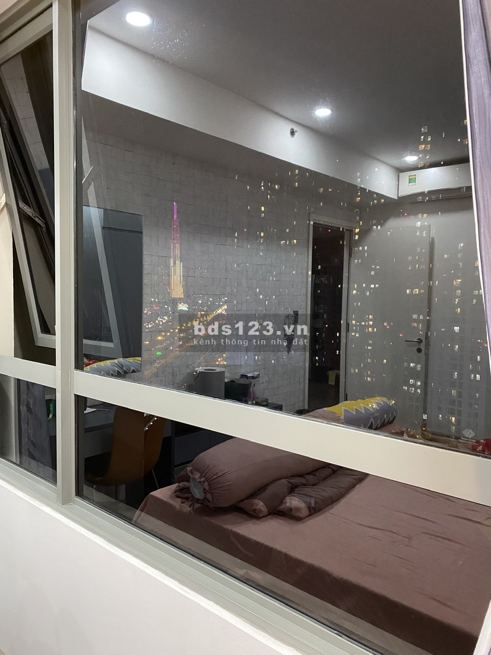 View Landmark 81! CHo thuê căn hộ Masteri Thảo Điền cực đẹp 98M2 3PN full NT 28tr