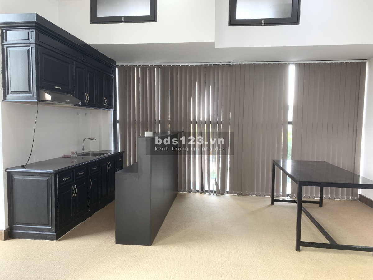 Trống sẵn văn phòng 52M2 cần cho thuê The Sun Avenue