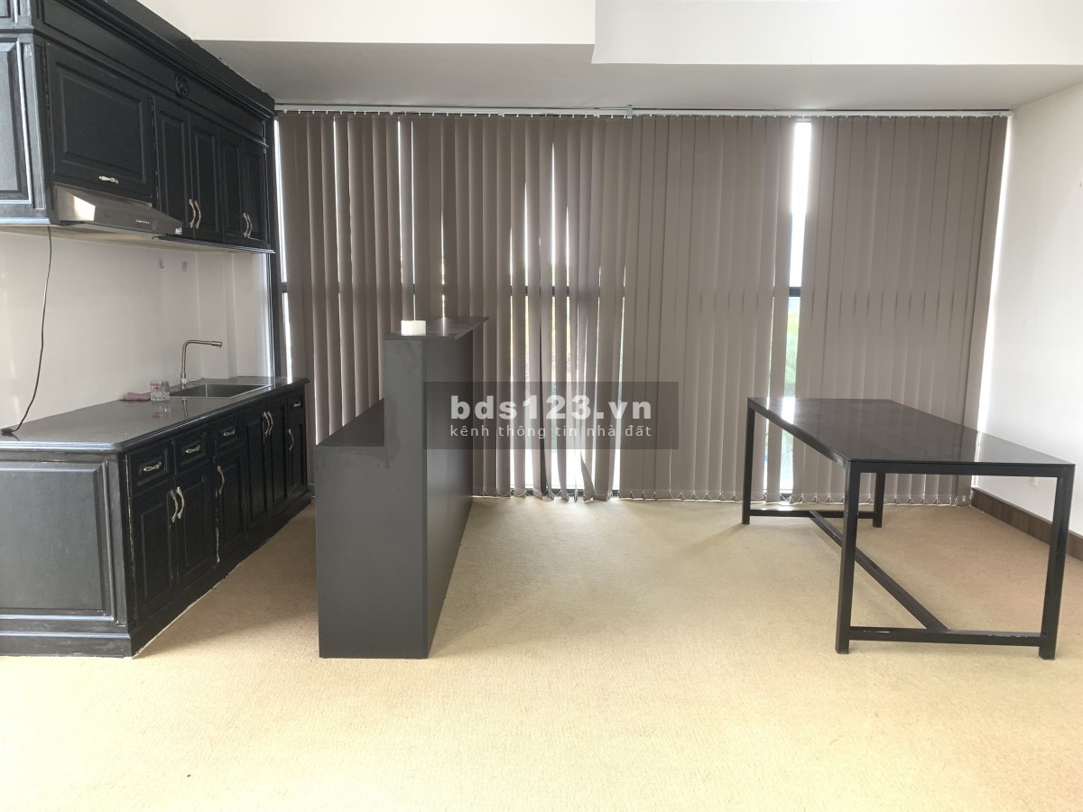 Trống sẵn văn phòng 52M2 cần cho thuê The Sun Avenue