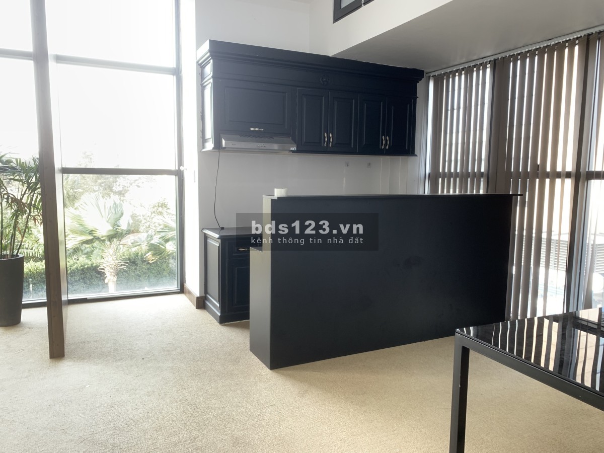 Trống sẵn văn phòng 52M2 cần cho thuê The Sun Avenue