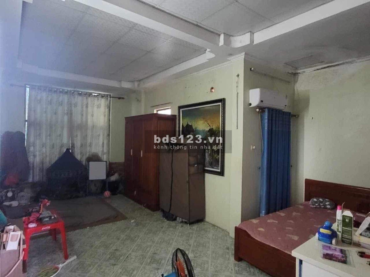 Rẻ - Hiếm nhà ngay TT Thanh Trì, 40mX 2T ở ngay, ô tô đỗ cổng hơn 2 tỷ