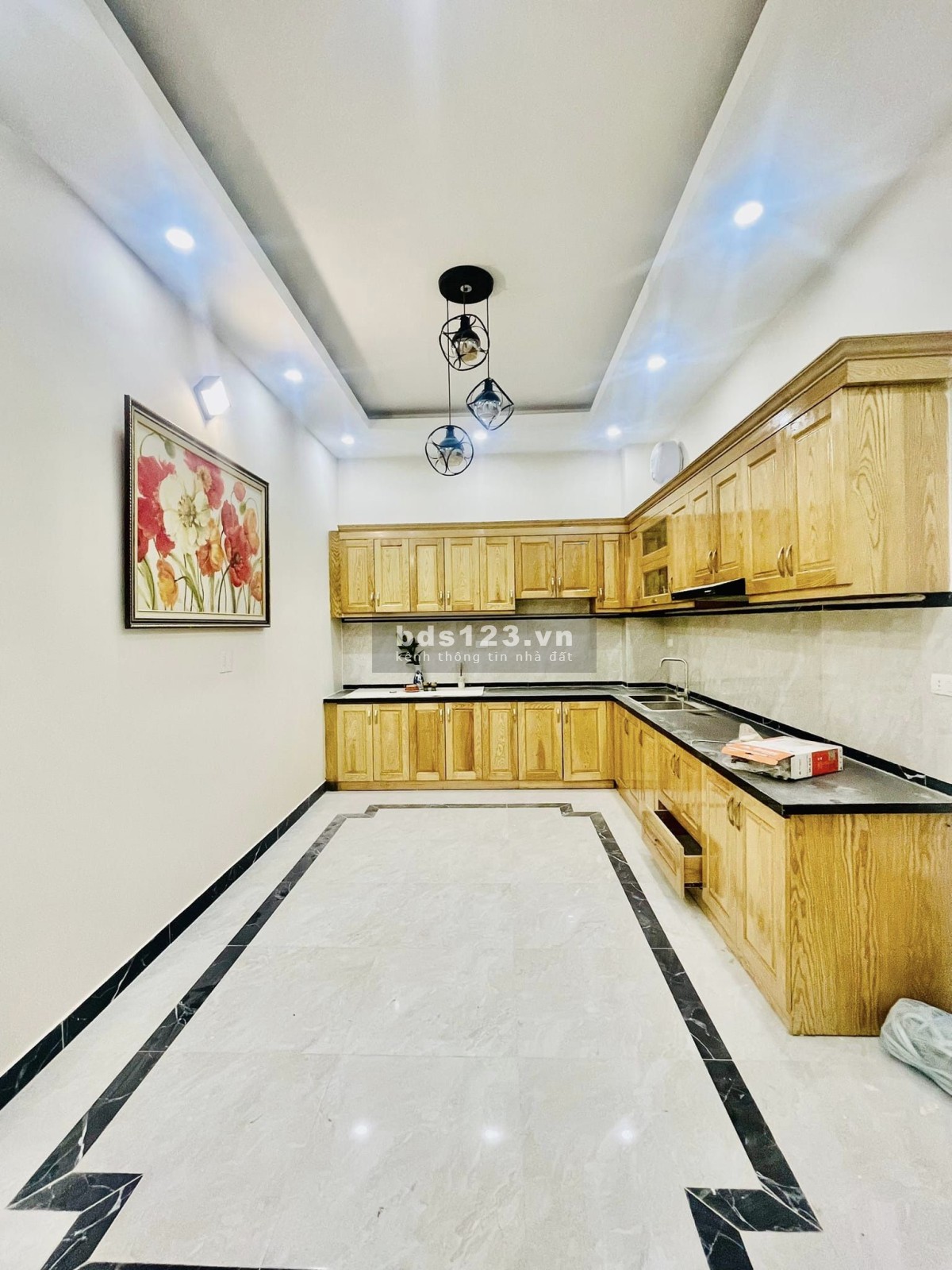 Bán nhà Hoàng Hoa Thám, Ba Đình, 50m2, 4 tầng, hơn 4tỷ, ngõ thoáng