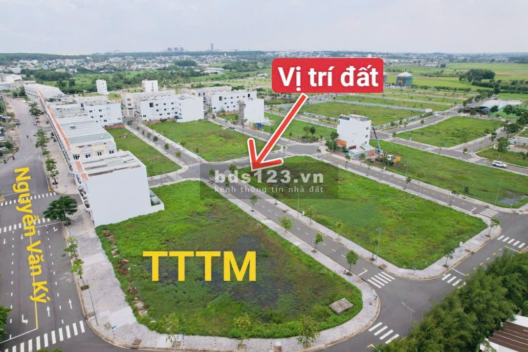 Lô góc 25m mặt tiền siêu đẹp sổ riêng giá ngộp