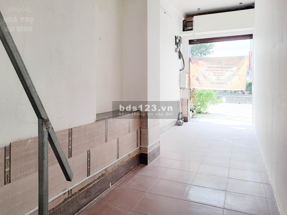 Mặt tiền kinh doanh có gác lửng ngay mặt tiền Quốc lộ 22…