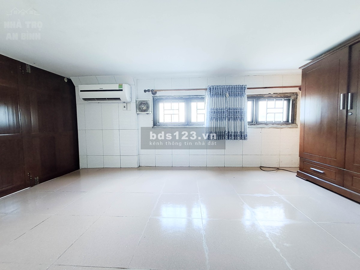 Mặt tiền kinh doanh có gác lửng ngay mặt tiền Quốc lộ 22…