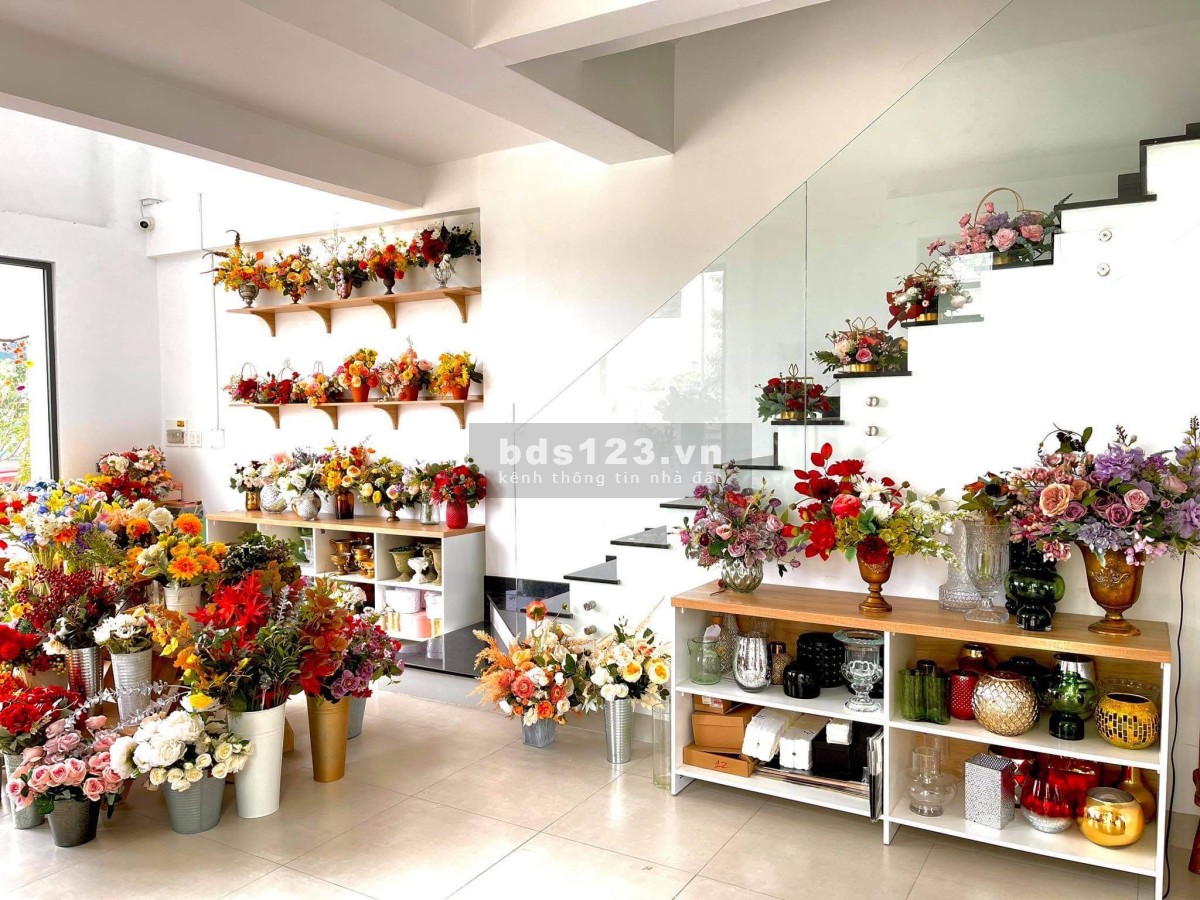 Cho thuê Biệt Thự, ShopHouse, Nhà Phố tại KDT Lakeview City, Phường An Phú, TP Thủ Đức.