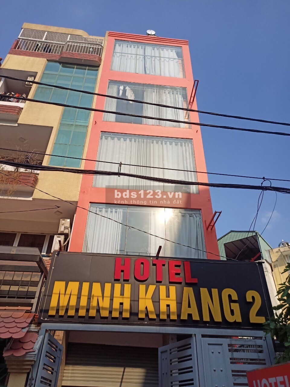 Cơ hội đầu tư hấp dẫn! Bán khách sạn Minh Khang 5 tầng, vị trí trung tâm, giá 10 tỷ - Tương lượng