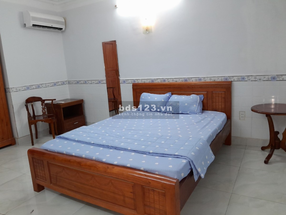 Cơ hội đầu tư hấp dẫn! Bán khách sạn Minh Khang 5 tầng, vị trí trung tâm, giá 10 tỷ - Tương lượng