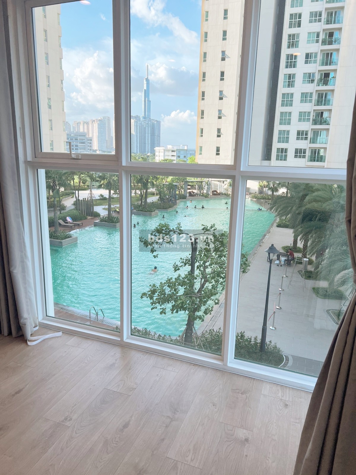 Nhiều sự lựa chọn căn hộ 3PN Sadora , view trực diện hồ bơi xanh mát