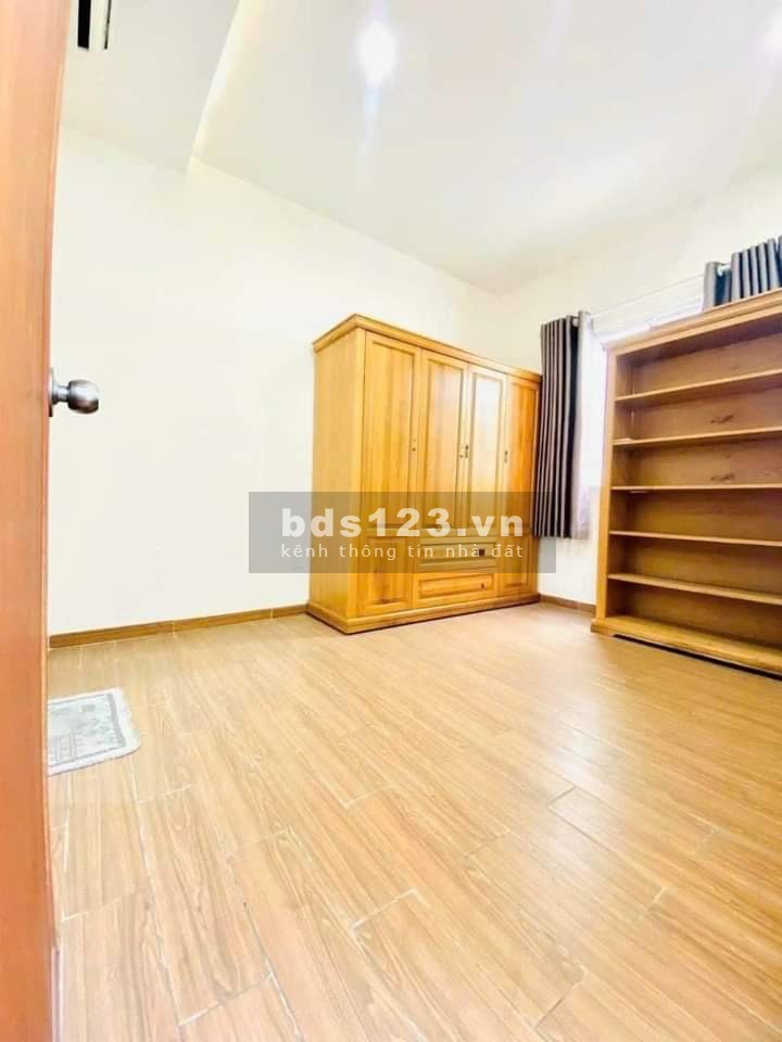 Cần bán nhà chính chủ 52m2 3ỷ8 SHR Nguyễn Công Trứ P19 Bình Thạnh LH 0902576293