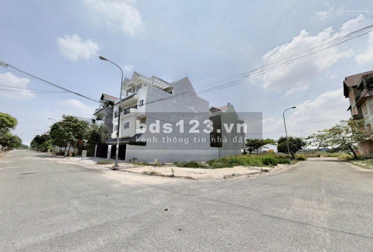 Thanh lý lô đất đường Quảng Hàm, p.5, Q.Gò Vấp DT 80m2 2,5 tỷ gần Vincom Plaza Gò Vấp LH 0921804706