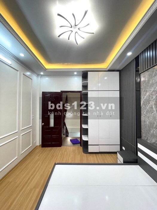 Nhà Đẹp Diện Tích 43M2X5T MT 4.6M- Đô Xe Ô Tô Trước Cửa Nhà Thoải Mái
