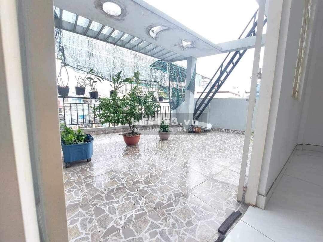 BÁN NHÀ 2 mặt tiền CMT8, 4 lầu, ngang 3.6x9 nhỉnh 5 tỷ