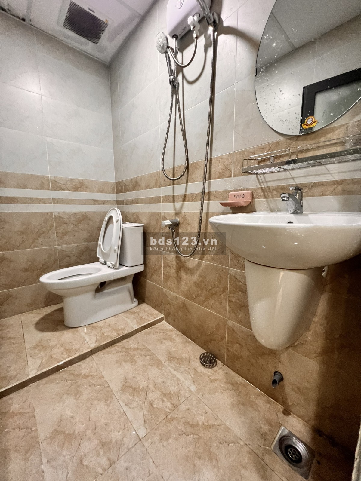 Studio full NT cửa sổ lớn gần ĐH UFM, Cresent Mall Q7