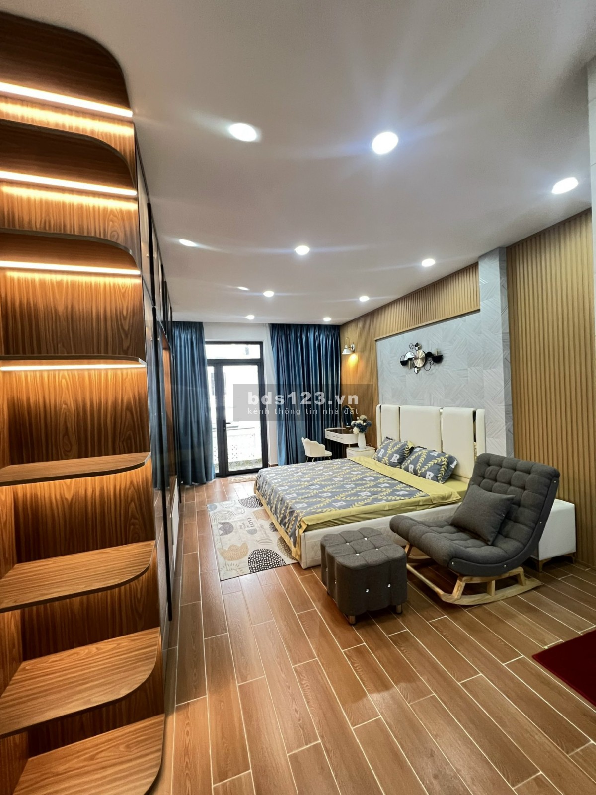 Nhà Mới 5 Tầng - Chính Chủ Cần Bán Căn Nhà Full Nội thất, Dt Nở Hậu Nhẹ Đón Tài Lộc