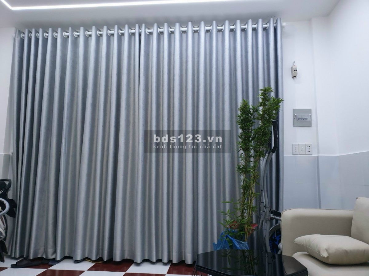 Nhà rẻ đẹp giảm 700tr còn 2tỷ9 ở Phan Đình Phùng, P17, Phú Nhuận
