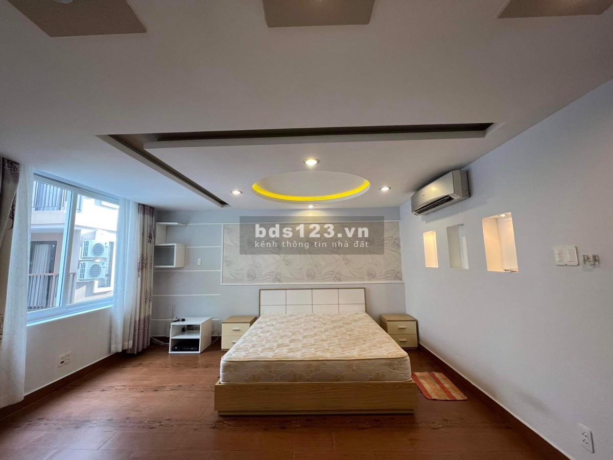 Cho thuê biệt thự góc 2 mặt tiền Quận 7 siêu đẹp với 5PN + 5WC Và Full nội thất Giá Thuê Chỉ 50tr/th
