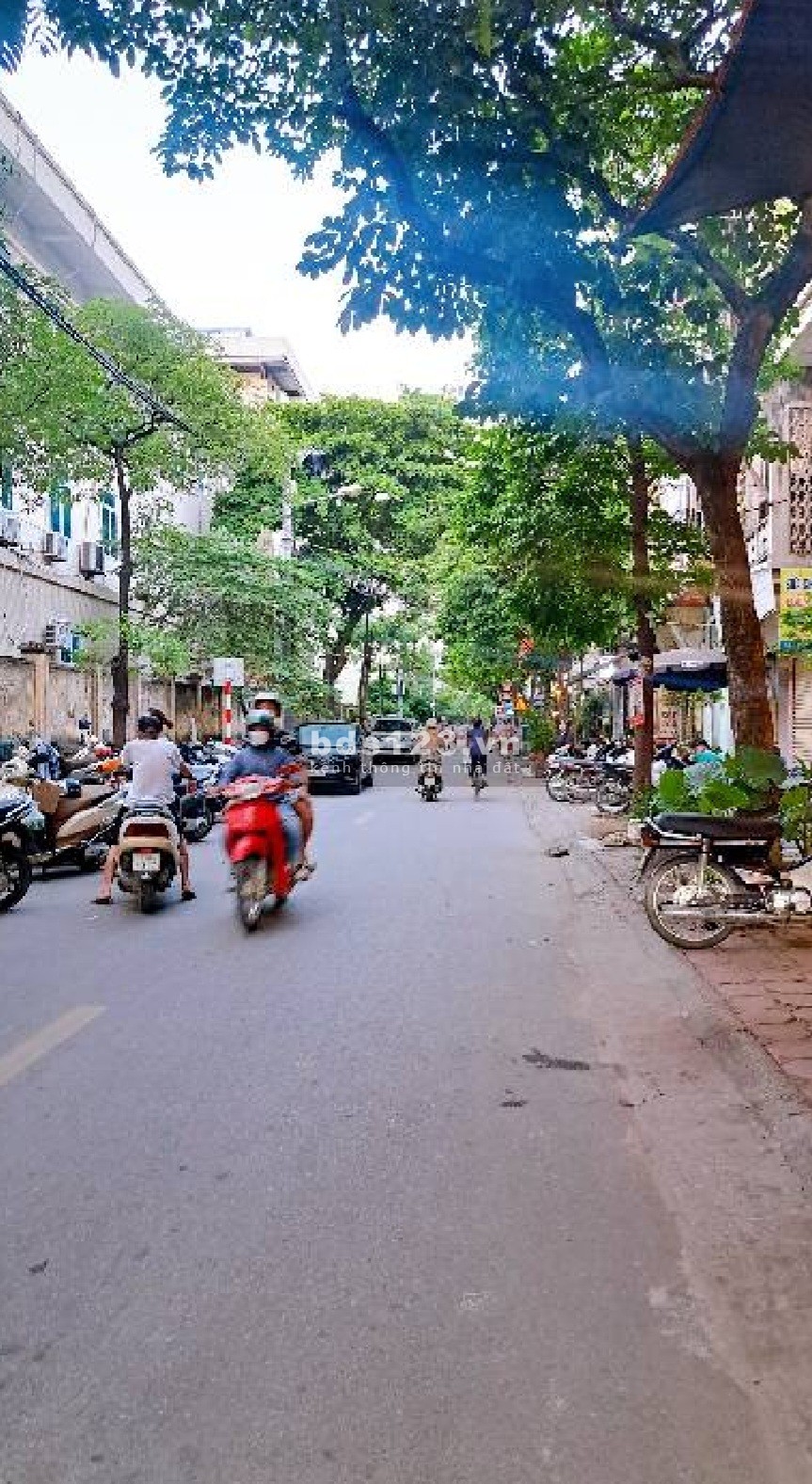 Bán nhà mặt phố Bế Văn Đàn, kinh doanh sầm uất, thuận lợi, giá 4 tỷ