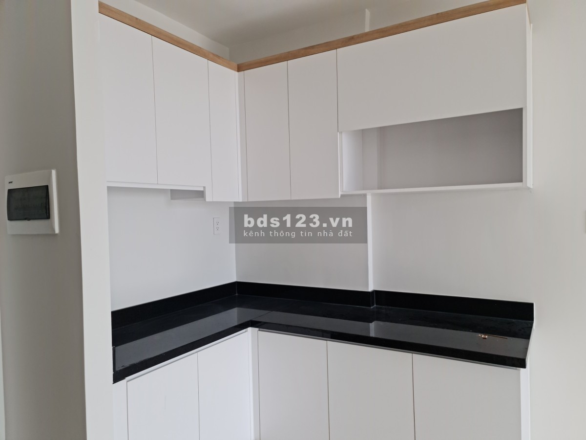 Cần bán 2PN/2WC 54m2 Bcons Miền Đông - giá 1.6 tỷ. View đẹp. Bao sang tên - hỗ trợ vay