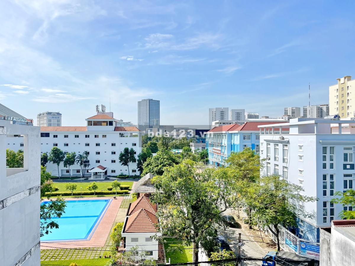 Bán gấp nhà 3 lầu sân thượng mặt tiền Đường Số chợ Tân Mỹ, Q7