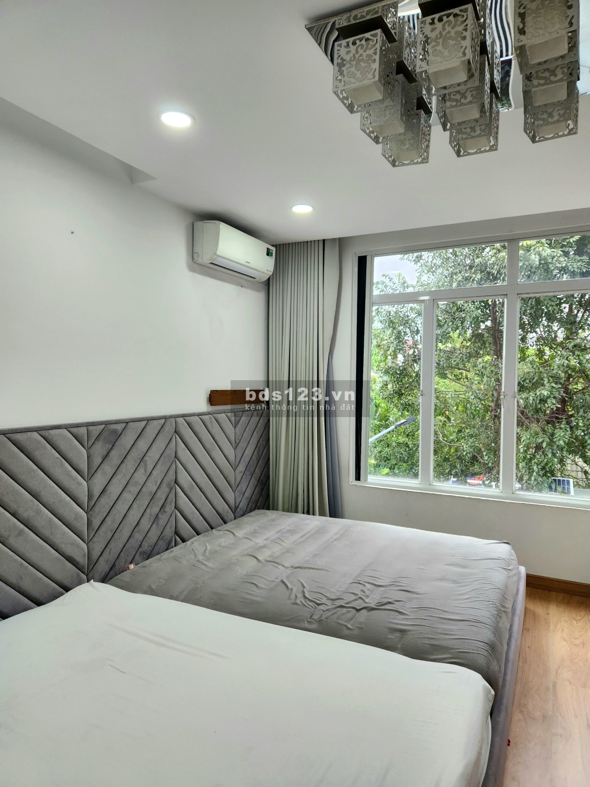 Cho thuê biệt thự đơn lập 12M*24M quận 7 nhà đẹp giá 36 triệu rẻ nhất quận 7