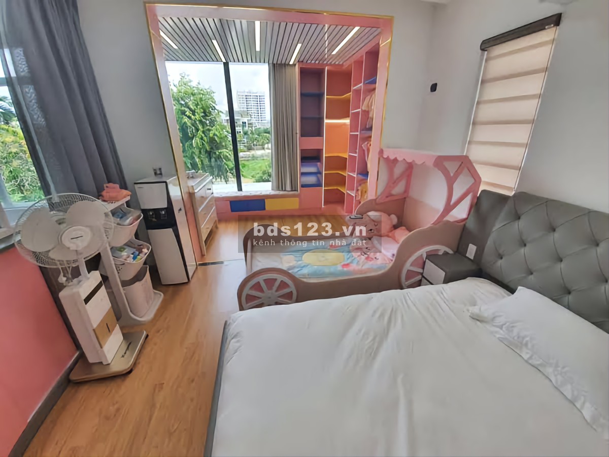 Cho thuê biệt thự đơn lập 12M*24M quận 7 nhà đẹp giá 36 triệu rẻ nhất quận 7