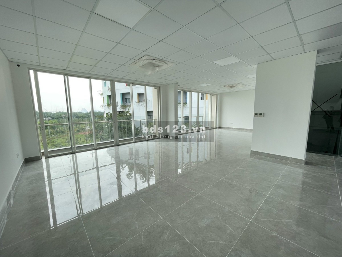 Cho thuê cặp căn Saritown-Shophouse Sala 11.000$, 1.200 m2, vị trí trung tâm