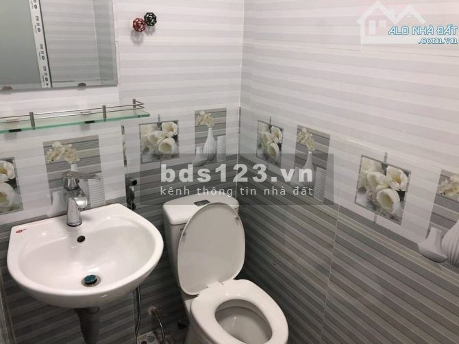 Cần bán gấp nhà Phạm Thế Hiển, quận 8, Nhỉnh 3 tỉ thương lượng