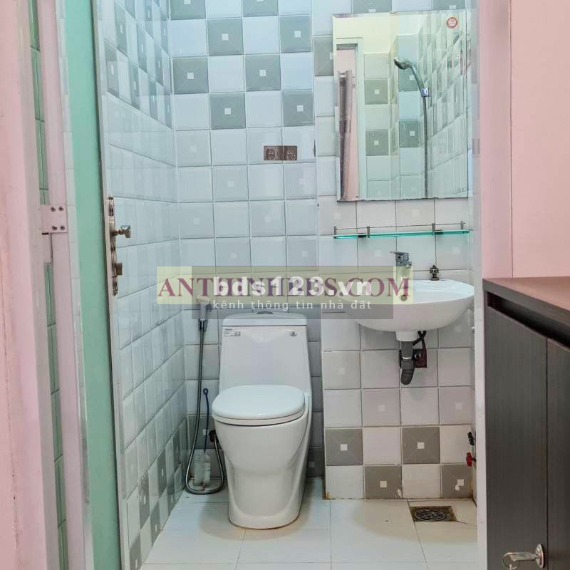Bán nhà 3 lầu Huỳnh Tấn Phát, Nhà Bè giá 6.9 tỷ