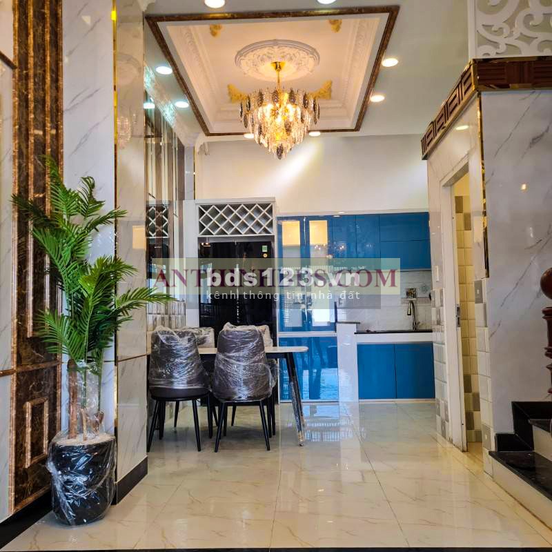 Bán nhà 3 lầu Huỳnh Tấn Phát, Nhà Bè giá 6.9 tỷ