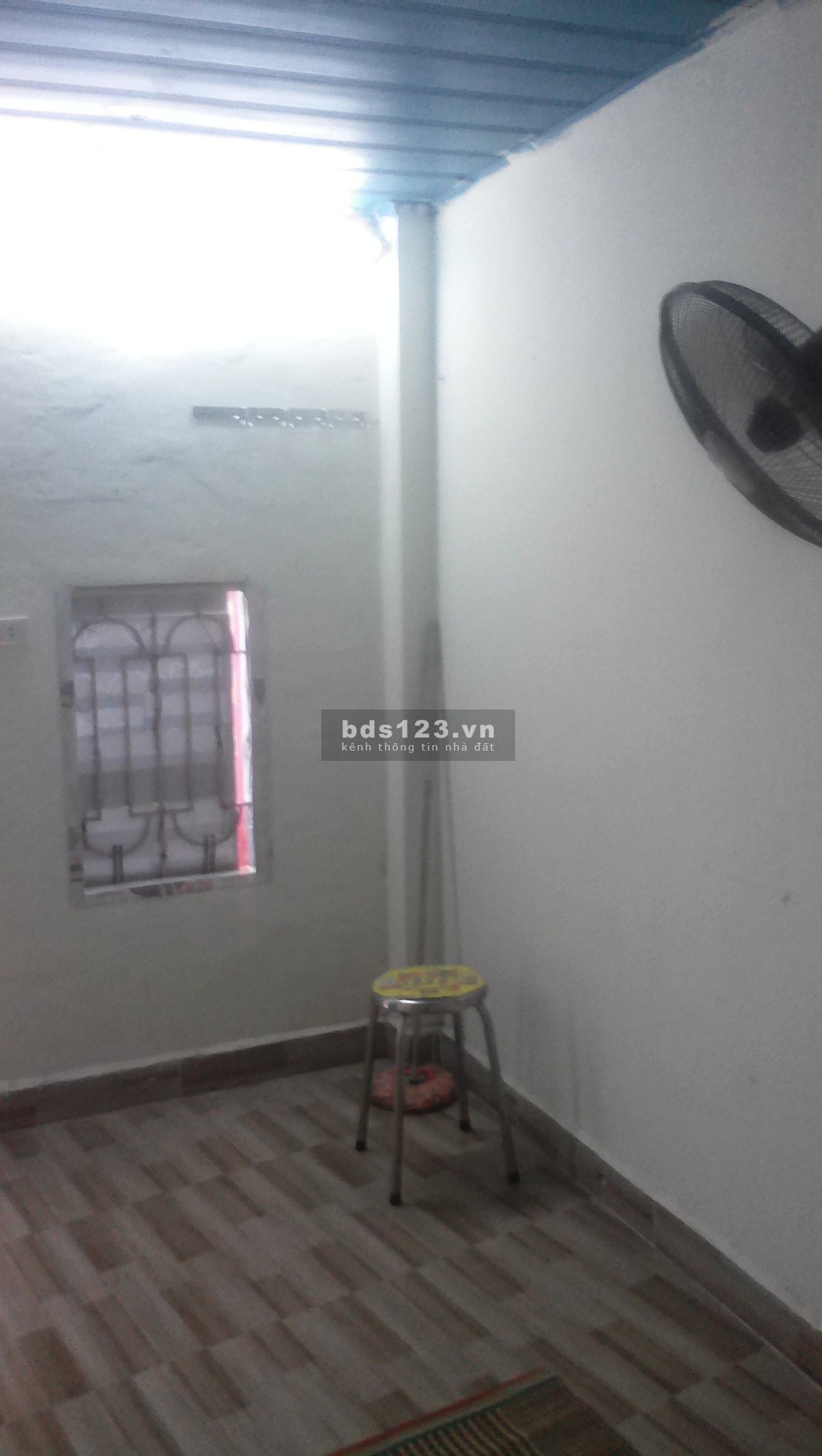 Cho thuê phòng trọ 15m2 nhà cấp 4 mới làm lại đẹp và sạch sẽ