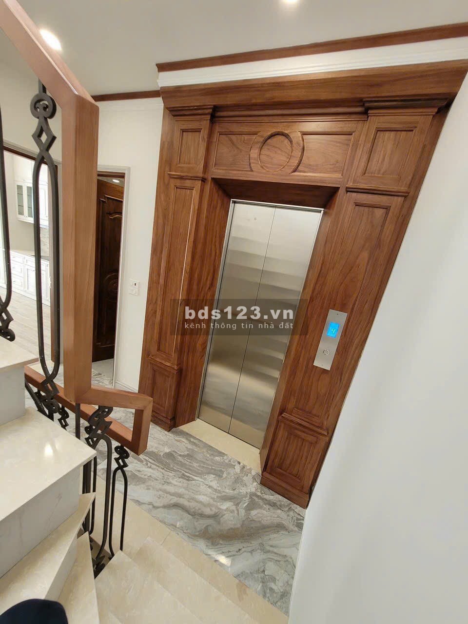 Bán nhà phố Trương Công Giai 50m2 - 7 tầng thang máy gara o tô - Kinh Doanh - TT. Cầu Giấy