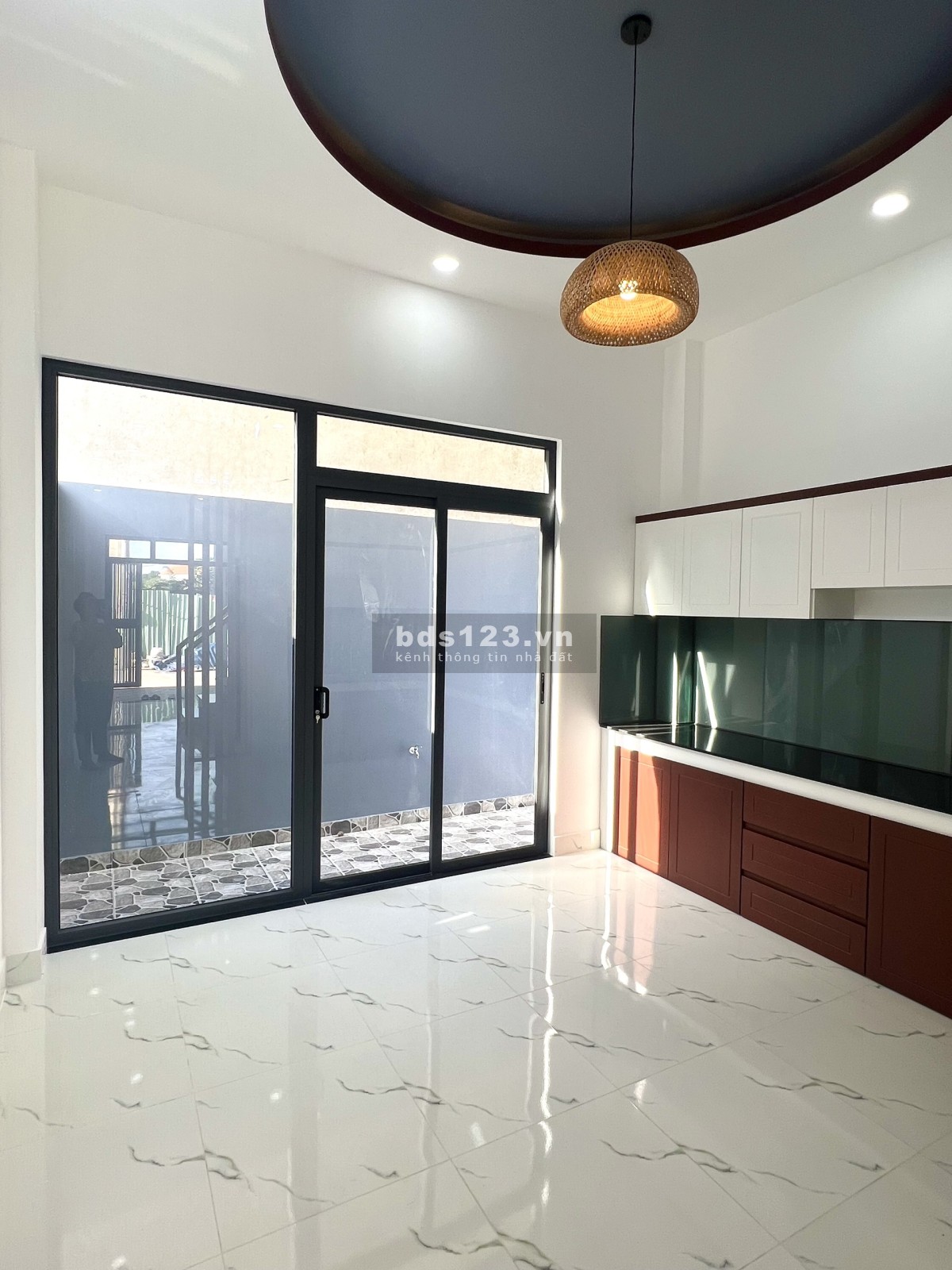 Cần bán Nhà mới ra lò, 1 trệt 2 lầu 4x13m2 4PN - 3WC, sổ hồng hoàn công, giá chỉ 4 tỷ 8 thương lượng