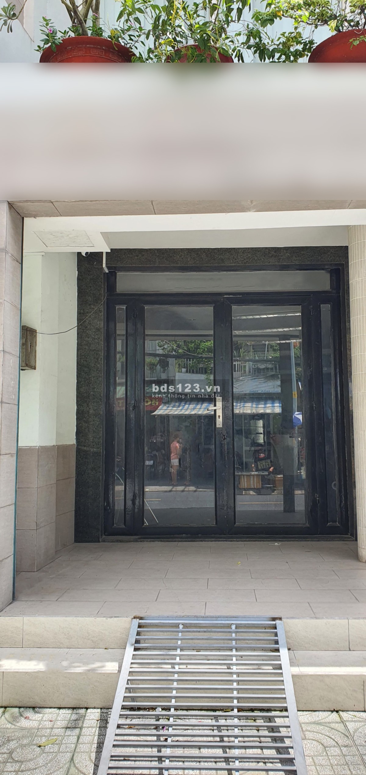 MBKD Mặt tiền Hòa Hưng gần CMT8. Phù hợp shop, văn phòng. Dt 3x8m, Giá 9 triệu/tháng