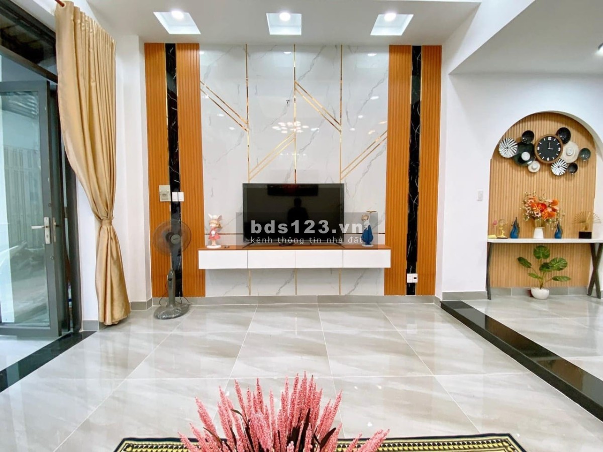 Mặt tiền Nguyễn Thượng Hiền,BìnhThạnh,68m2(4x17m),7 tỷ 6