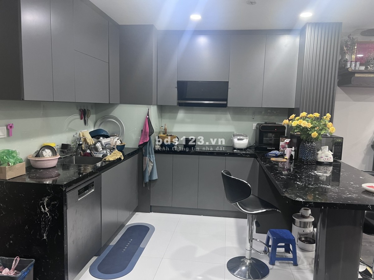 Bán căn hộ 91M2 chung cư The Garden Hill - 99 Trần Bình