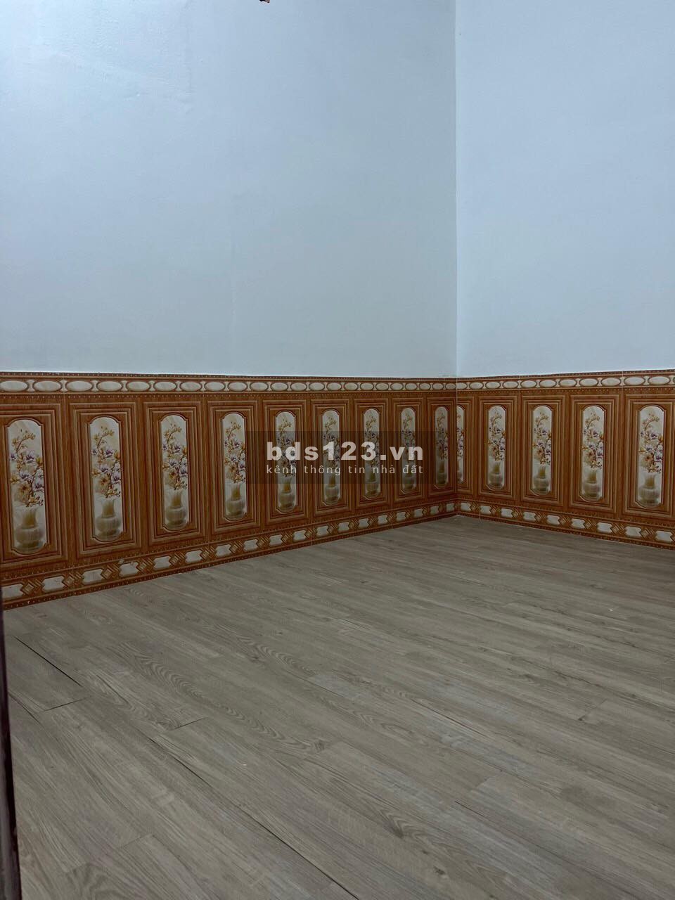 Bán nhà gác lững kiệt oto - K64 Trần Đình Tri